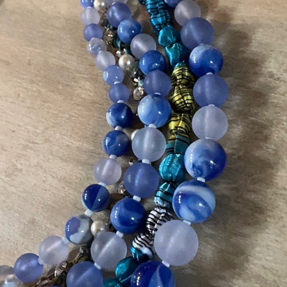 Anthropologie Statement necklace . NEW w/o Tags . Unused . - Picture 4 of 4